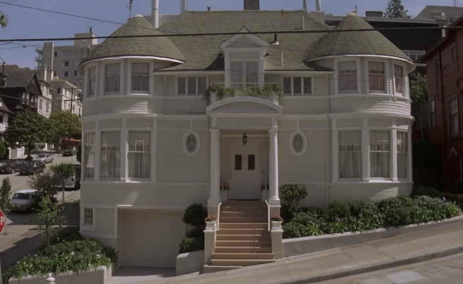 Mrs.-Doubtfire-house-wide-shot