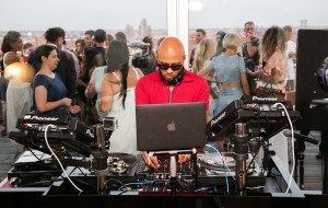EMPORIO ARMANI SOUNDS x STANDARD SOUNDS Music Series - Vol. 1