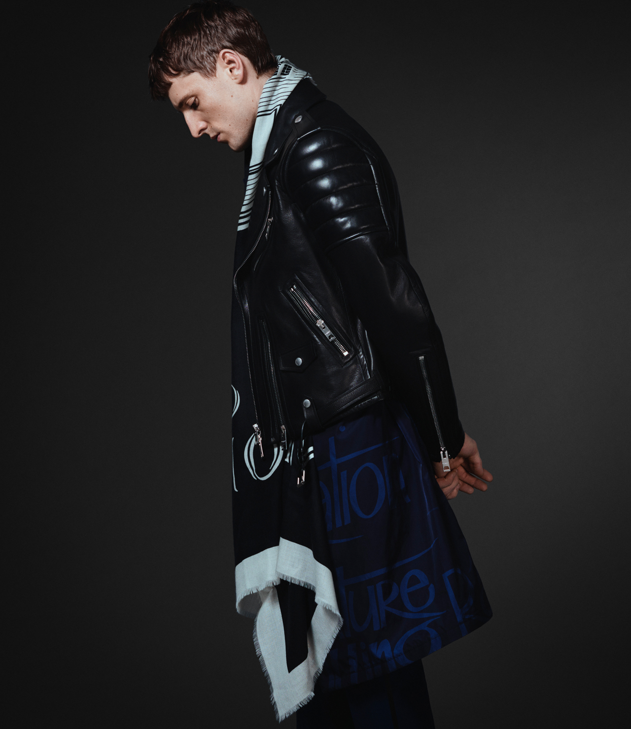 Burberry xo Barneys New York - Look 8