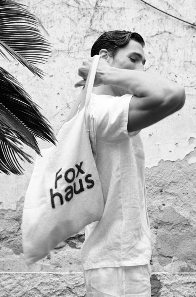 fabrizio-silva-fox-haus-ss15-adv-002