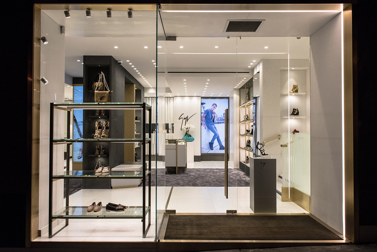 GIUSEPPE ZANOTTI DESIGN: MADISON STORE EXTERIOR PICTURES