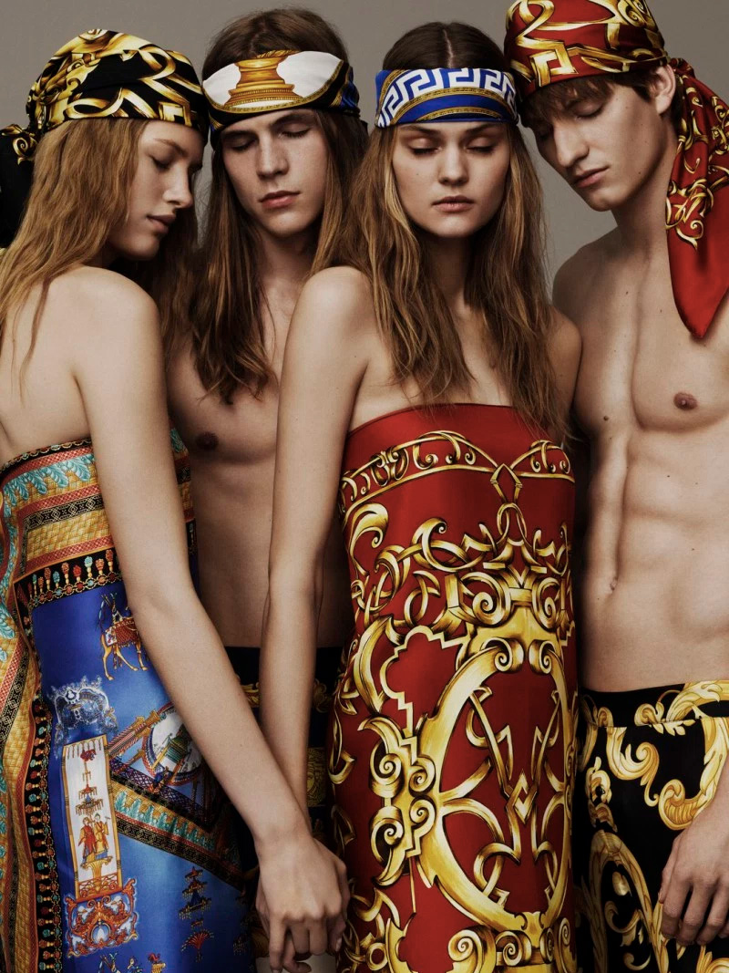 Versace-Scarves-2016-Campaign_fy7