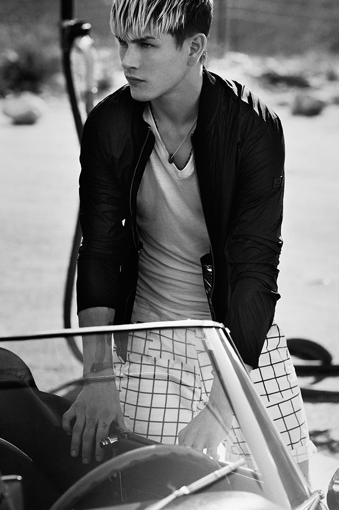 Armani-Exchange-2016-Summer-Mens-Campaign-003