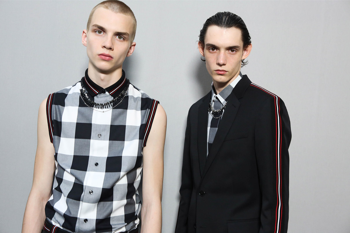 PFW: Backstage Dior Homme Spring/Summer 2017Essential Homme Magazine