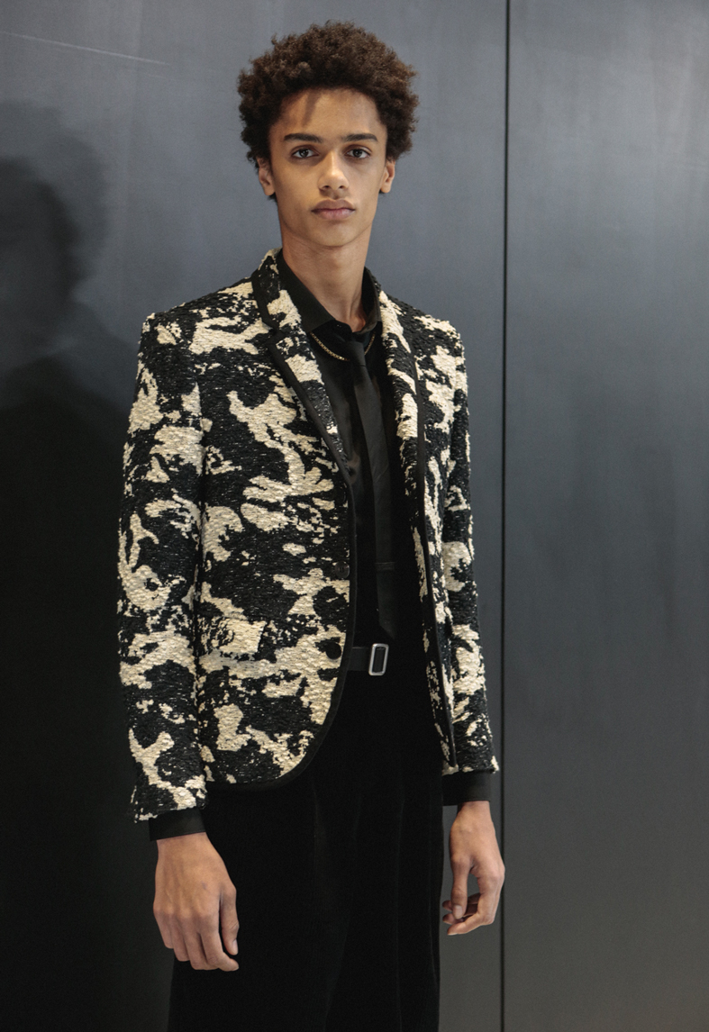 NEIL-BARRETT_FW19-14