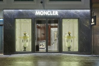 MONCLER FLAGSHIP STORE COPENAGHEN (1)