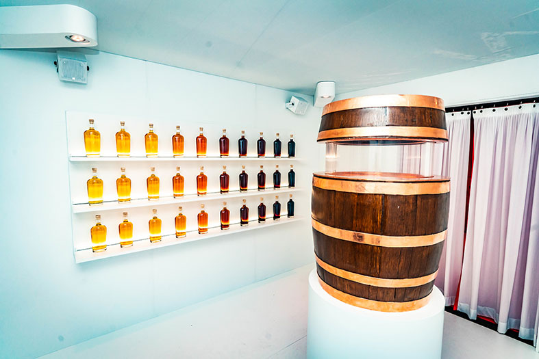 The Macallan x Pantone